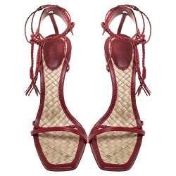 مملوكة مسبقًا Gucci Red Braided Leather Braided Ankle Strap Sandals Size 37.5