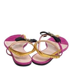 مملوكة مسبقًا Gucci Pink/Gold Suede And Leather Moody Bow Flat Thong Sandals Size 37