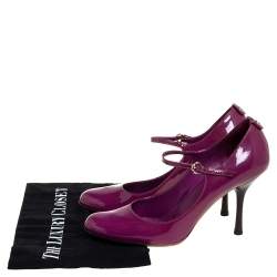 مملوكة مسبقًا حذاء كعب عالي غوتشي ماري جان جلد لامع بنفسجي مقاس 38.5