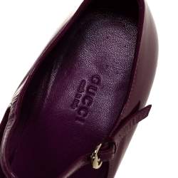 مملوكة مسبقًا حذاء كعب عالي غوتشي ماري جان جلد لامع بنفسجي مقاس 38.5