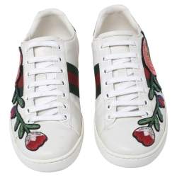 مملوكة مسبقًا Gucci White Floral Embroidered Leather Ace Low Top Sneakers Size 35
