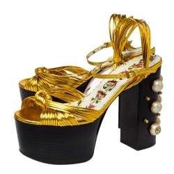 مملوكة مسبقًا صندل غوتشي جلد ذهبي مزين عقدة نعل سميك مزخرف لؤلؤ مقاس 37