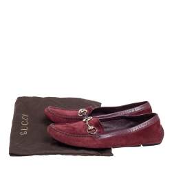 Pre Owned حذاء لوفرز غوتشي سويدي عنابي سليب أون مقاس 37.5