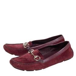 Pre Owned حذاء لوفرز غوتشي سويدي عنابي سليب أون مقاس 37.5