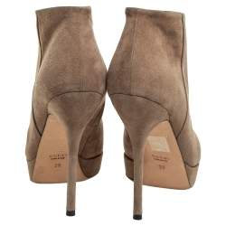 Pre Owned حذاء بوت غوتشي سويدي بني نعل سميك مقاس 38