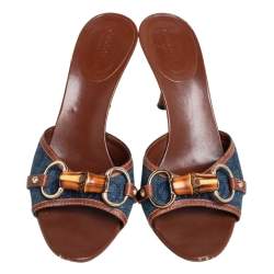 مملوكة مسبقًا صندل غوتشي حافة جلد ودنيم أزرق مزين هورسبيت مقدمة مفتوحة مقاس 38