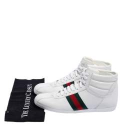 مملوكة مسبقًا حذاء رياضي غوتشي جلد أبيض مزين ويب مرتفع من أعلى مقاس 39