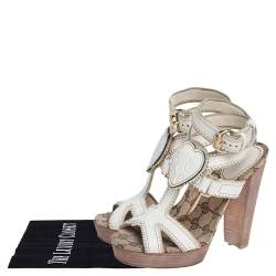 Pre Owned Gucci Cream Leather Crest Heart Ankle Strap Sandals Size 35.5 