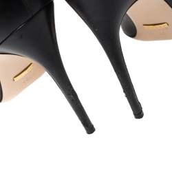 مملوكة مسبقًا Gucci Black Leather Yoko Snake High Heel Pumps Size 40