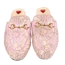 مملوكة مسبقًا Gucci Pink Lace Princetown Mule Sandals Size 38.5
