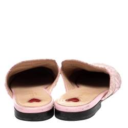 مملوكة مسبقًا Gucci Pink Lace Princetown Mule Sandals Size 38.5