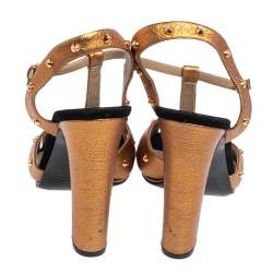 Pre Owned Gucci Gold/Black Leather Jacqueline Studded Sandals Size 39