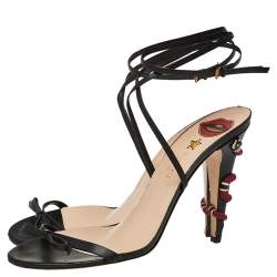 مملوكة مسبقًا صندل غوتش ي سير كاحل كعب كينغسنيك جلد أسود مقاس 42