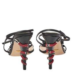 مملوكة مسبقًا صندل غوتشي سير كاحل كعب كينغسنيك جلد أسود مقاس 42