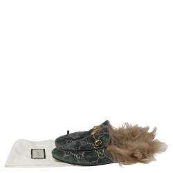 مملوكة مسبقًا Gucci Green Velvet and Fur Lined Princetown Flat Mules Size 39.5