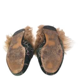 مملوكة مسبقًا Gucci Green Velvet and Fur Lined Princetown Flat Mules Size 39.5