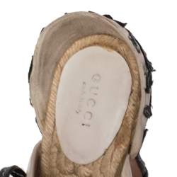 Gucci White/Black Leather Floral Applique Thong Ankle Wrap Sandals Size 37