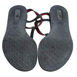 مملوكة مسبقًا Gucci Black Leather Web Areia Thong Sandals Size 36