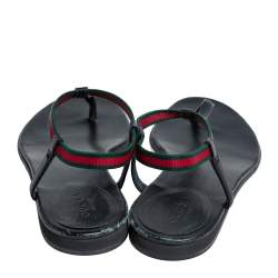 مملوكة مسبقًا Gucci Black Leather Web Areia Thong Sandals Size 36