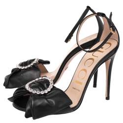 Pre Owned صندل غوتشي سير كاحل مزخرف كريستال جلد أسود مقاس 36.5