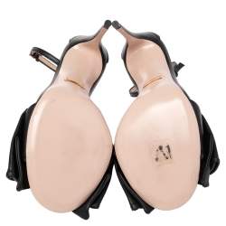 Pre Owned صندل غوتشي سير كاحل مزخرف كريستال جلد أسود مقاس 36.5