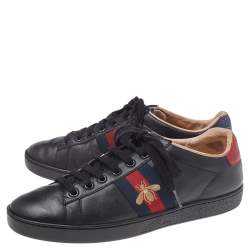 مملوكة مسبقًا حذاء رياضي غوتشي أيس جلد أسود مطرز عنق منخفض مقاس 37