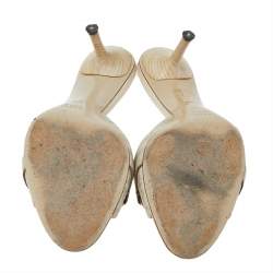 مملوكة مسبقًا صندل سلايد غوتشي هوليوود جلد أبيض مقدمة مفتوحة مزين هورسبيت مقاس 37