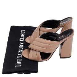 Pre Owned صندل سلايد غوتشي جلد مبطن بني فاتح سيور متعاكسة مقاس 36.5