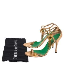 Pre Owned Gucci Metallic Gold Leather Charm Sandals Size 38.5