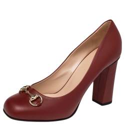 Pre Owned حذاء كعب عالي غوتشي جلد أحمر مزين هورسبيت كعب سميك مقاس 39