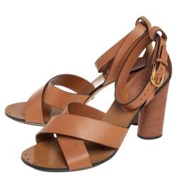 Pre Owned صندل غوتشي سير كاحل متعاكس سويدي وجلد بني فاتح مقاس 39