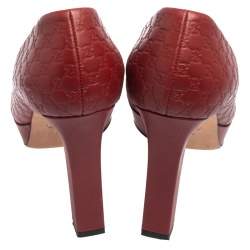 Pre Owned حذاء كعب عالى غوتشى جلد مايكروغوتشيسما أحمر مقدمة مفتوحة نعل سميك مقاس 38