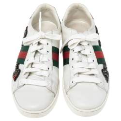 مملوكة مسبقًا Gucci White Leather Ace Arrow Crystals Embellished Low Top Sneakers Size 36.5