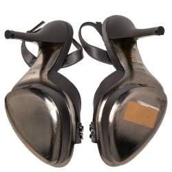 Pre Owned صندل غوتشي سير خلفي مزخرف كريستال ساتان رمادي داكن مقاس 35.5