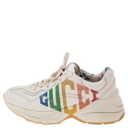 مملوكة مسبقًا Gucci Off White Leather Rhyton Gucci Logo Low Top Sneakers Size 38.5