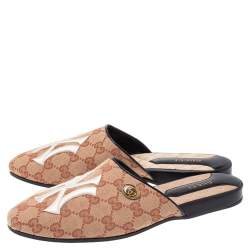 Pre Owned حذاء سلايد غوتشي كانفاس جي جي بيج مزين إن واي يانكيز مقاس 38.5