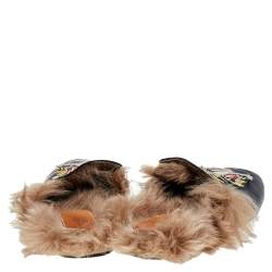 مملوكة مسبقًا صندل سلايد غوتشي برينستاون هورسبيت فرو وجلد أسود مطرز بشكل نمر مقاس 39