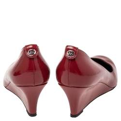 Gucci Red Patent Leather Wedge Round Toe Pumps Size 40