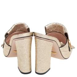 مملوكة مسبقًا Gucci Gold Crackle Leather GG Marmont Fringed Slide Sandals Size 39