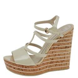 مملوكة مسبقًا Gucci Cream Patent Leather Cork Wedge Platform Ankle Strap Sandals Size 40