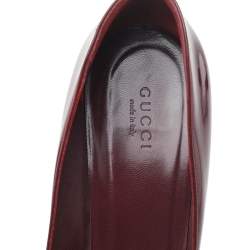 Pre Owned Gucci Burgundy Patent Leather Round Toe Pumps Size 37.5