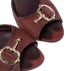 مملوكة مسبقًا Gucci Maroon Nubuck Leather Horsebit Slide Sandals Size 40