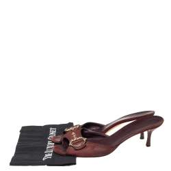 مملوكة مسبقًا Gucci Maroon Nubuck Leather Horsebit Slide Sandals Size 40