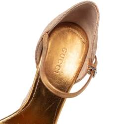 مملوكة مسبقًا Gucci Gold/Beige Jute and Leather Carolina Wedge Sandals Size 36.5