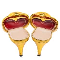 مملوكة مسبقًا صندل غوتشي جلد ميتالك ذهبي بعقدة سيور مقدمة مفتوحة مقاس 39