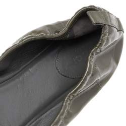 Gucci Grey Patent Leather Horsebit Pointed Toe Scrunch Ballet Flats Size 41