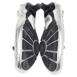 Pre Owned حذاء كعب عالي غوتشي لوفر شراشيب بامبو جلد فضي مقاس 40