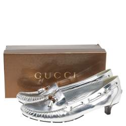 Pre Owned حذاء كعب عالي غوتشي لوفر شراشيب بامبو جلد فضي مقاس 40