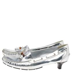 Pre Owned حذاء كعب عالي غوتشي لوفر شراشيب بامبو جلد فضي مقاس 40