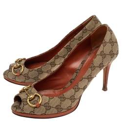 Pre Owned Gucci Beige GG Canvas Horsebit Peep Toe Pumps Size 39.5